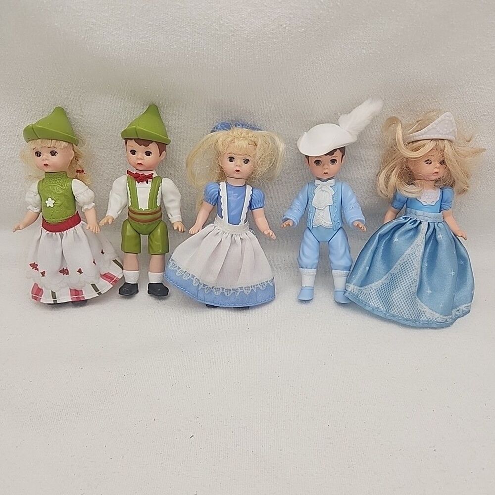 Figures Fairy Tale McDonald’s 2010 Hansel & Gretel Cinderella & Prince Lot Of 5